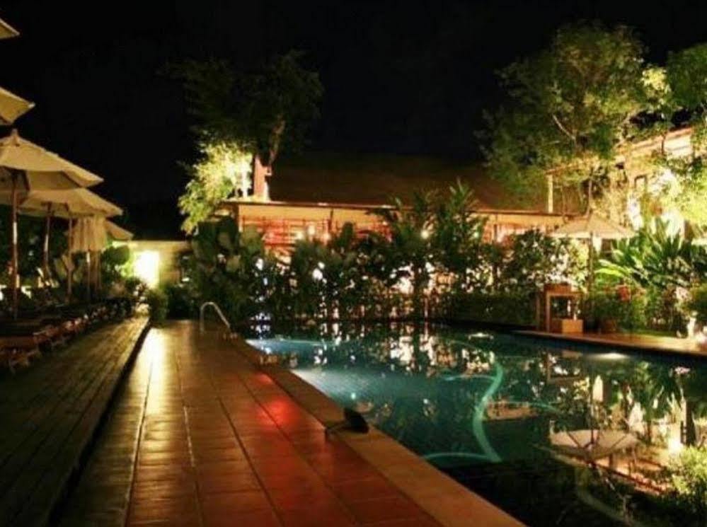 Aonang Duangjai Resort Ao Nang Buitenkant foto
